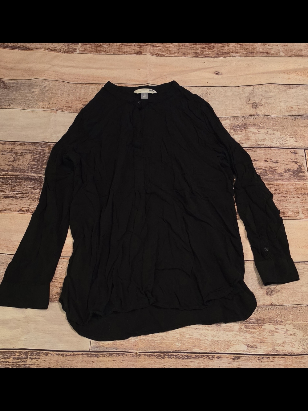 Old Navy Black Long-Sleeve Henley Blouse